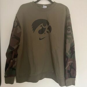 Iowa Men’s Sweater